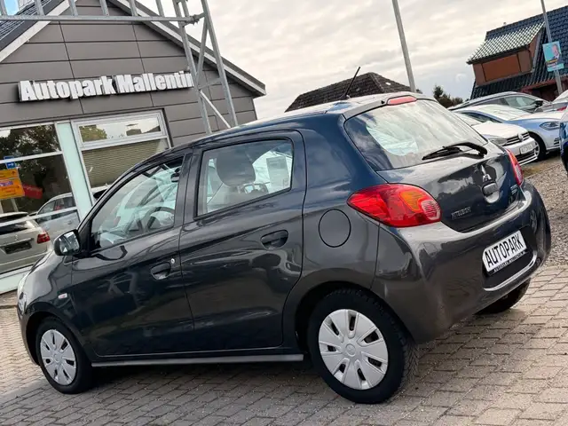 Mitsubishi Space Star view 5