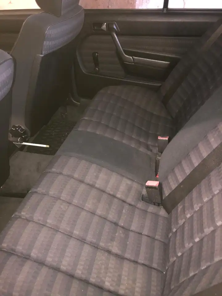 Mercedes-Benz 190 E, foto 11