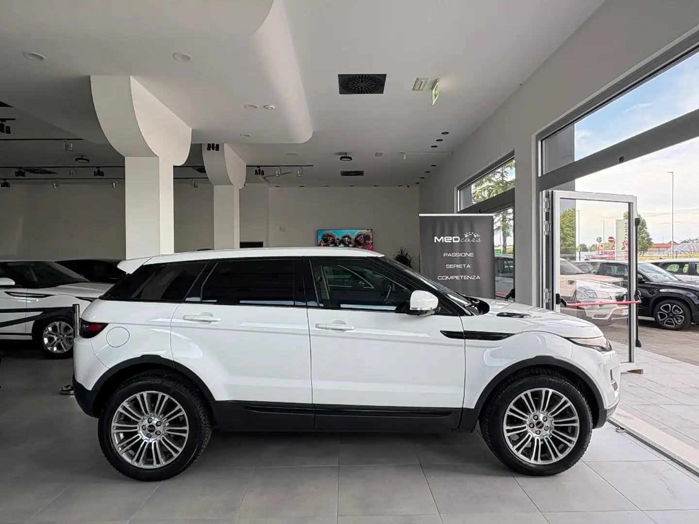 Land Rover Range Rover Evoque 2.2 SD4 PRESTIGE 190CV / NAVI / CAMERA / 19'' Blanco - 1