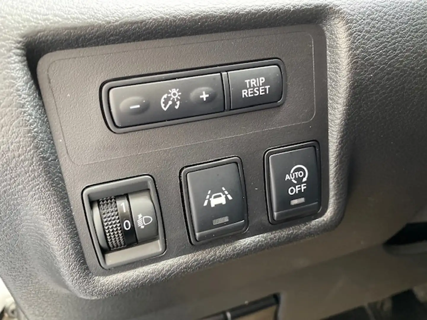 Nissan Micra Micra IG-T 92 Business Edition - 2