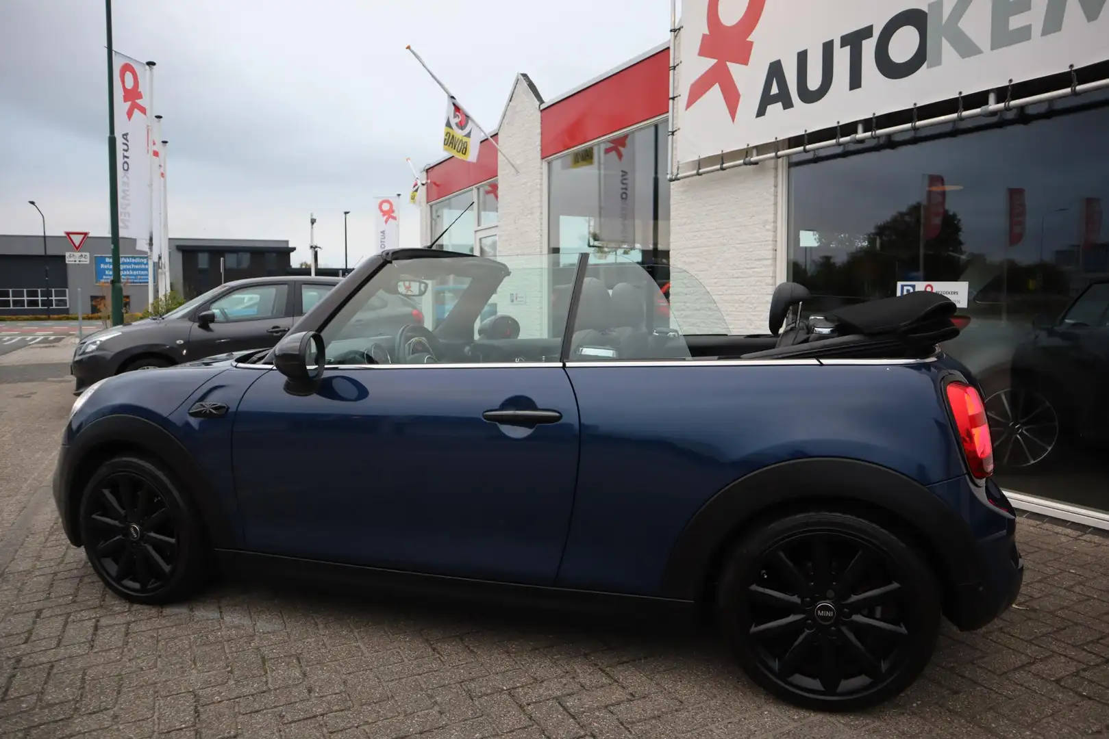 MINI Cooper S Cabrio Mini 2.0 CHILI SERIOUS BUSINESS LEER|NAVI|STOELVER Bleu - 2