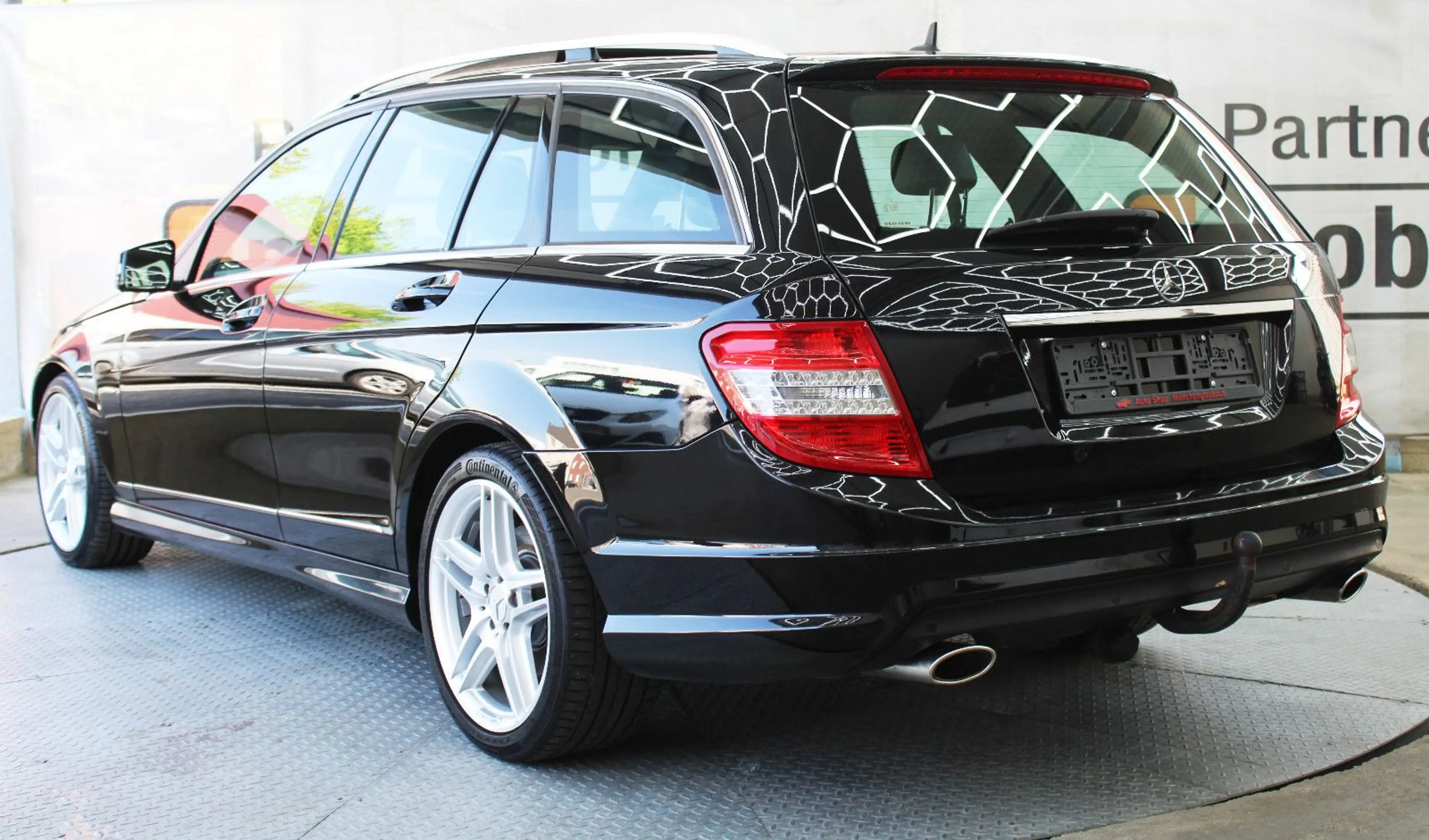 Mercedes-Benz C 350 C350 BE 4Matic *AMG-Line*Avantgarde*Automatik* — photo 5