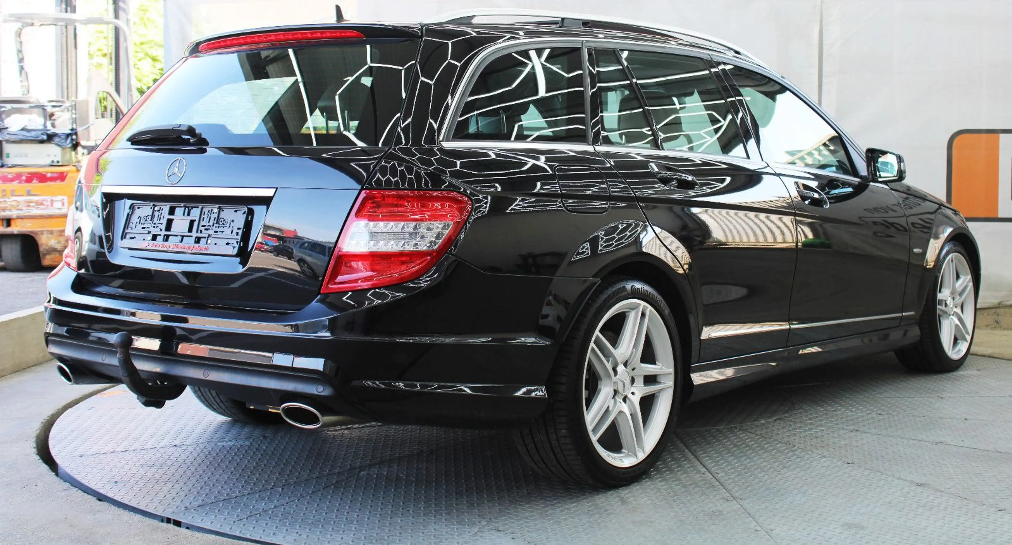 Mercedes-Benz C 350 C350 BE 4Matic *AMG-Line*Avantgarde*Automatik* — photo 7