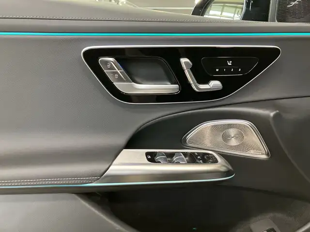 Mercedes-Benz E 300 de 4MATIC Limousine mit EQ Hybrid Technologi *AMG Ansicht 12