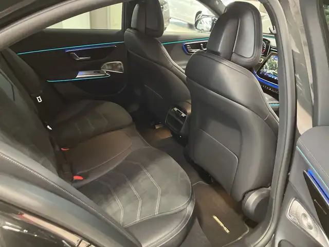 Mercedes-Benz E 300 de 4MATIC Limousine mit EQ Hybrid Technologi *AMG Ansicht 18