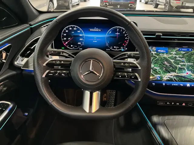 Mercedes-Benz E 300 de 4MATIC Limousine mit EQ Hybrid Technologi *AMG Ansicht 10