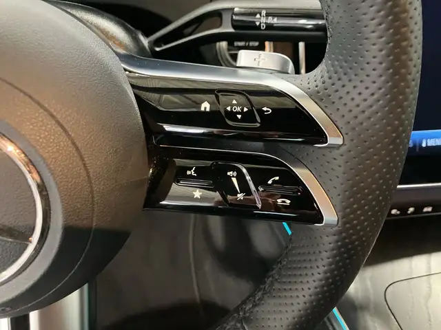 Mercedes-Benz E 300 de 4MATIC Limousine mit EQ Hybrid Technologi *AMG Ansicht 20