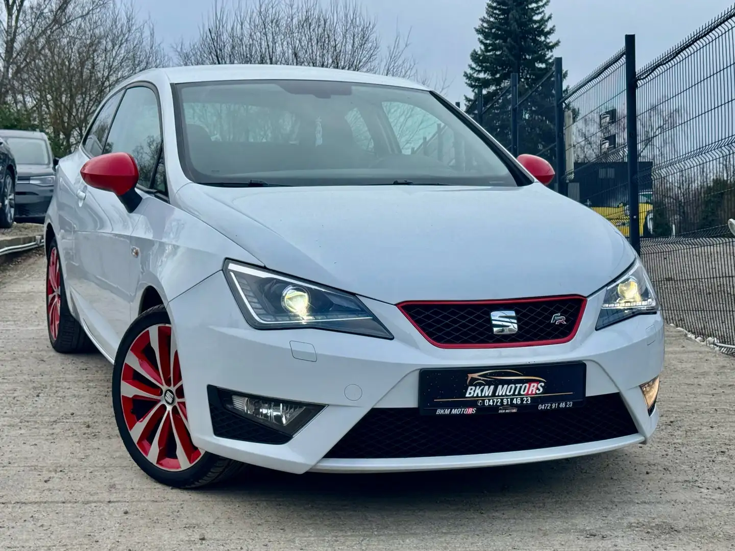 SEAT Ibiza SC 1.0 TSI édition FR - 1