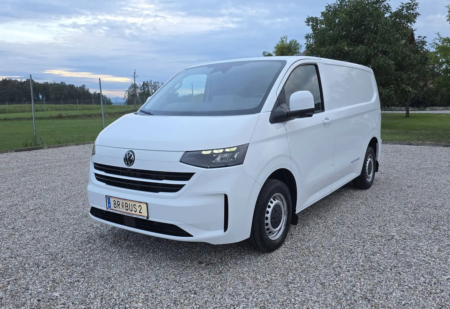 Volkswagen Transporter 2.0 TDI 81 kW KR Weiß - 1