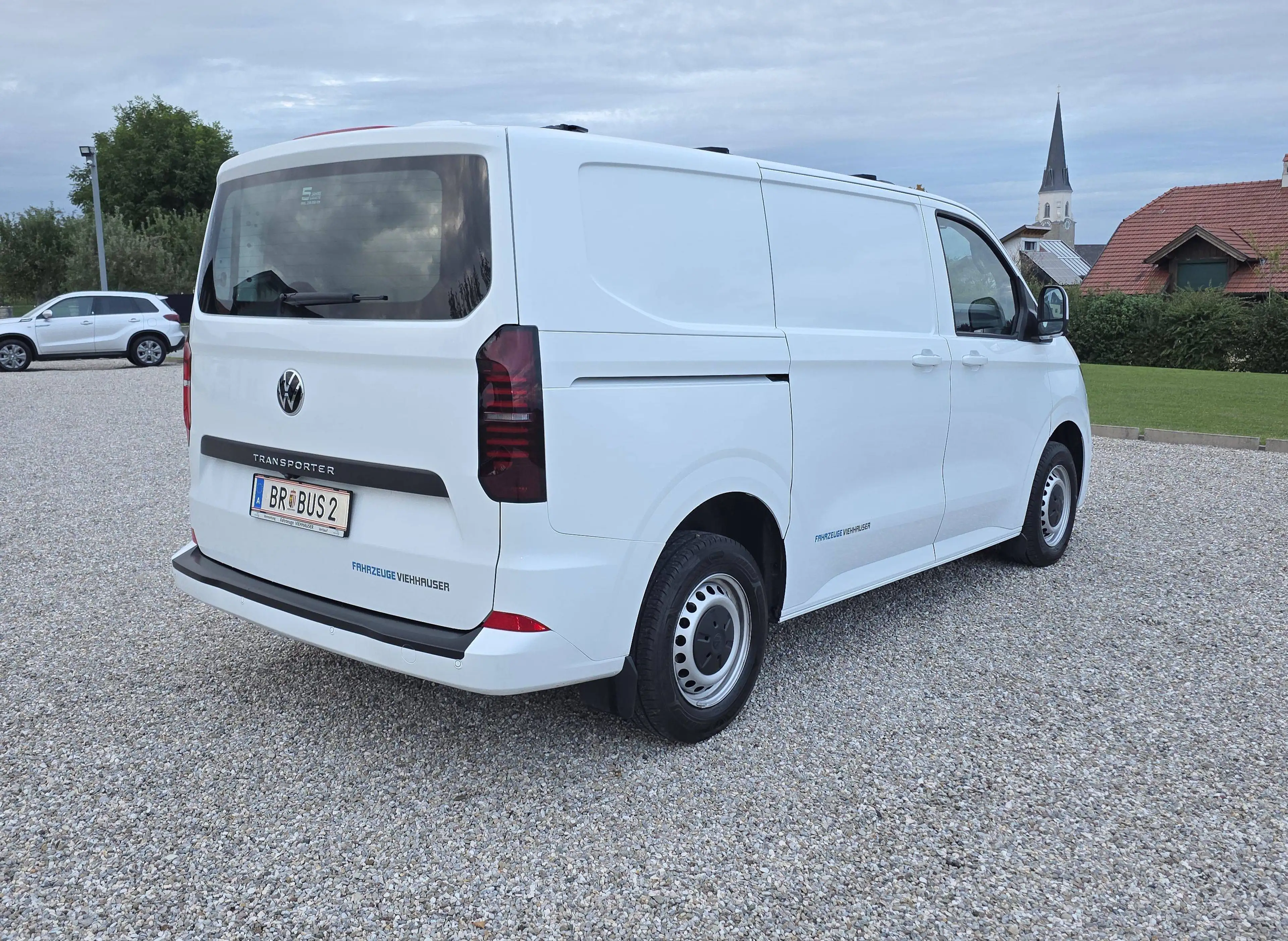 Volkswagen Transporter 2.0 TDI 81 kW KR — photo 6