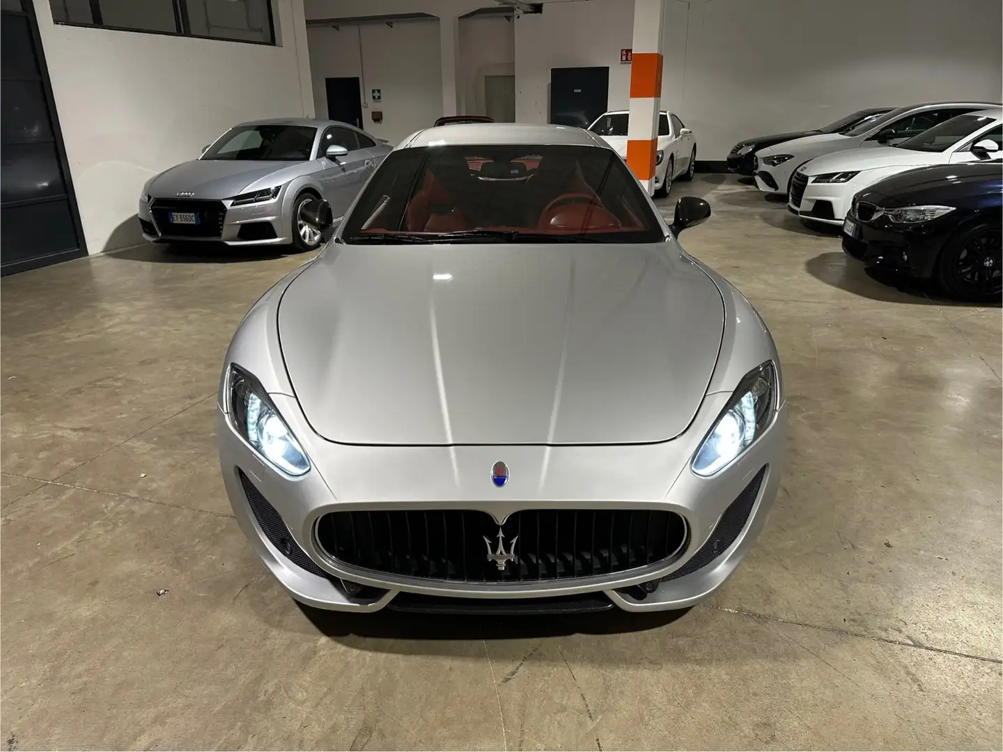 Maserati GranTurismo Sport 4.7 V8 PELLE ESTESA ROSSA Argento - 2