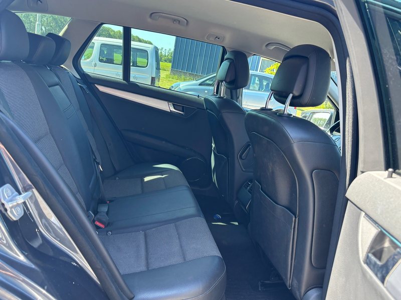 Mercedes-Benz C 250 Estate CGI BlueEFFICIENCY Avantgarde | Cruise cont — photo 6