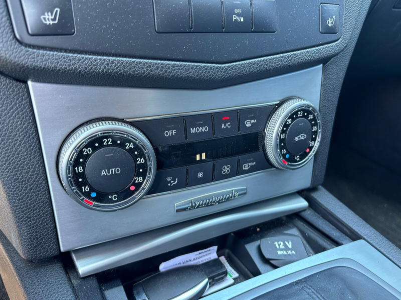 Mercedes-Benz C 250 Estate CGI BlueEFFICIENCY Avantgarde | Cruise cont — photo 14