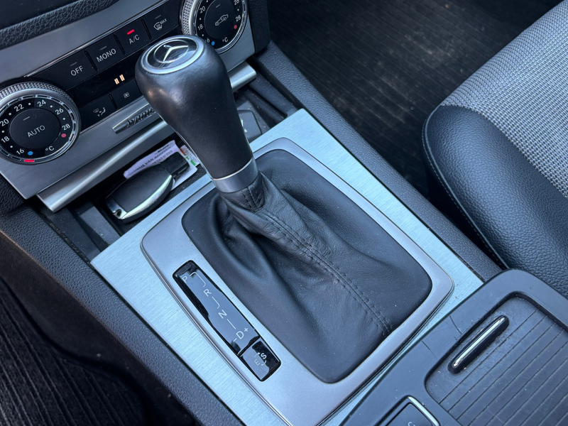 Mercedes-Benz C 250 Estate CGI BlueEFFICIENCY Avantgarde | Cruise cont — photo 12