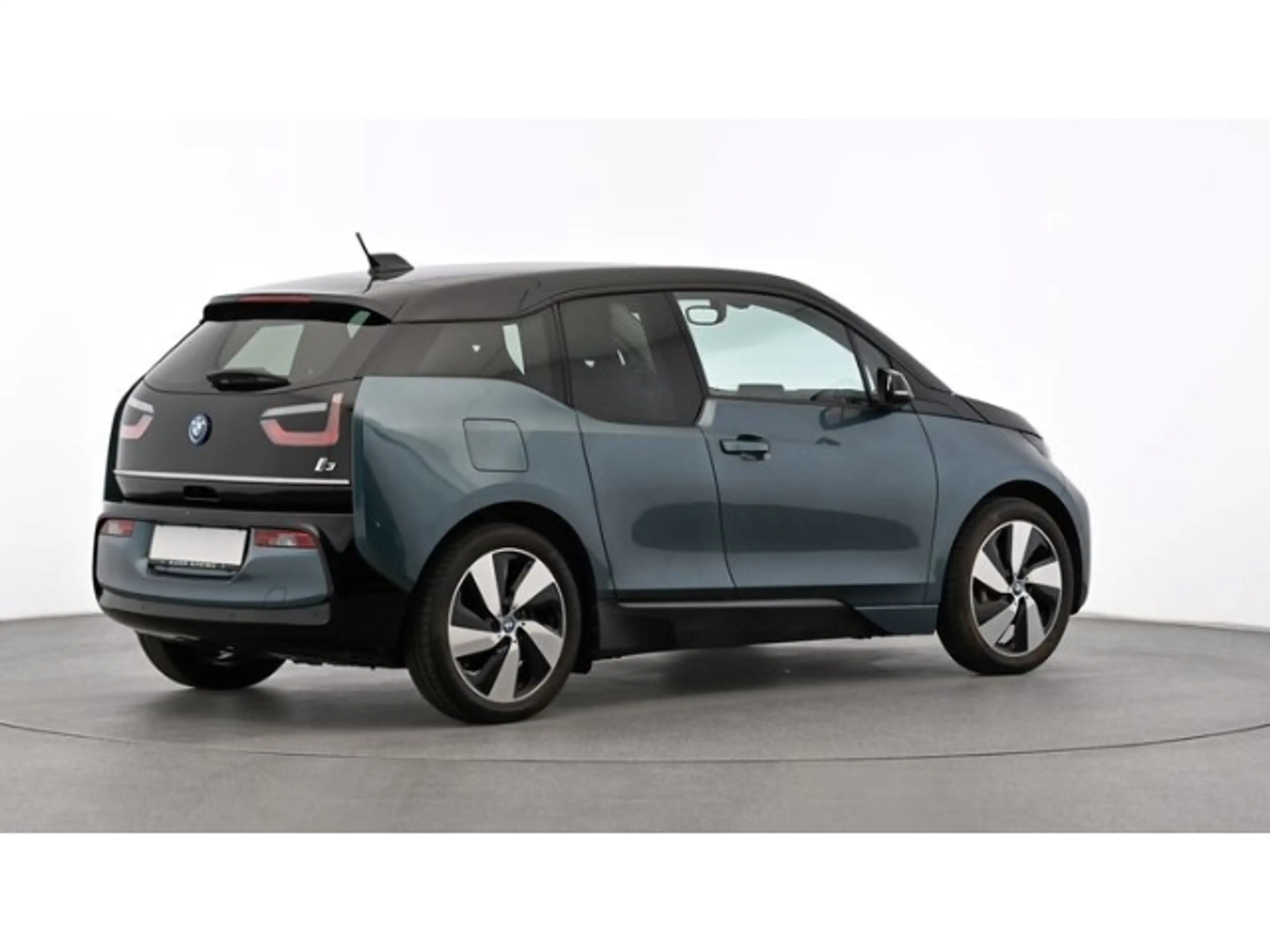 BMW i3 120Ah +NAVI+SHZ+PDC+CAM+MFL+PRIVACY+DAB+BC+BT — photo 8