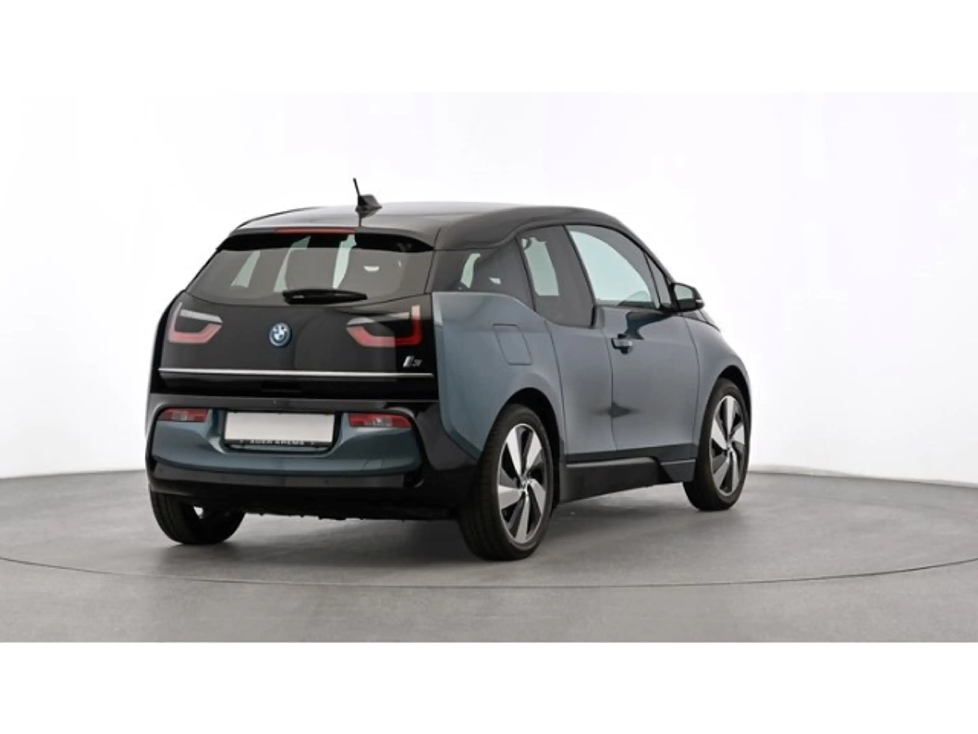 BMW i3 120Ah +NAVI+SHZ+PDC+CAM+MFL+PRIVACY+DAB+BC+BT — photo 10
