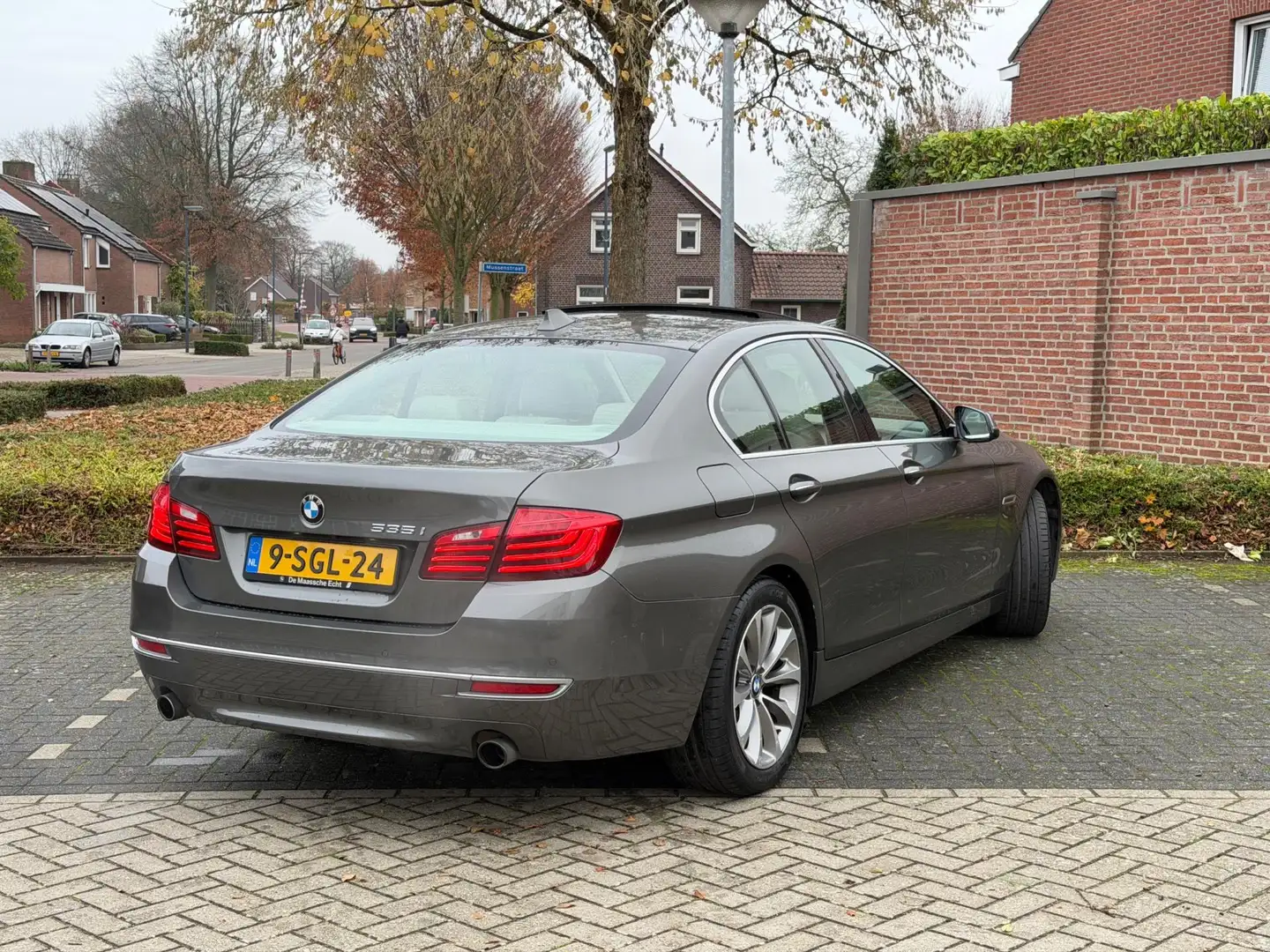 BMW 535 5-serie 535i M-Sport High Executive | NL | PANO | Gris - 2