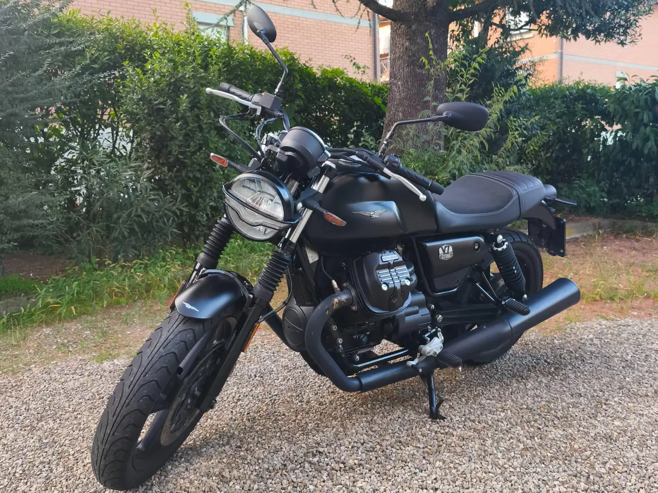 Moto Guzzi V 7