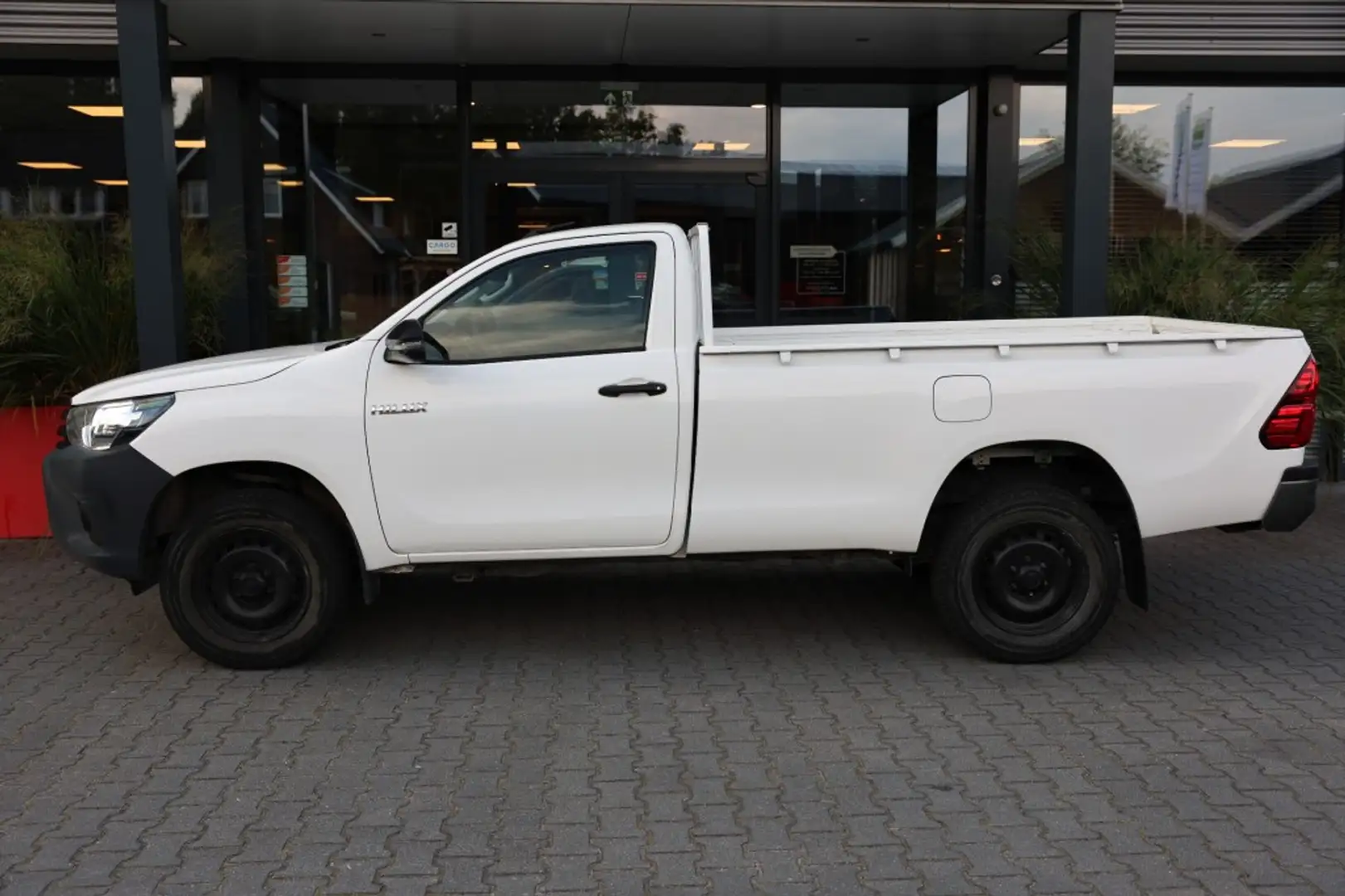 Toyota Hilux 2.4 D-4D ENKEL CABIN 4WD VAN Blanc - 2