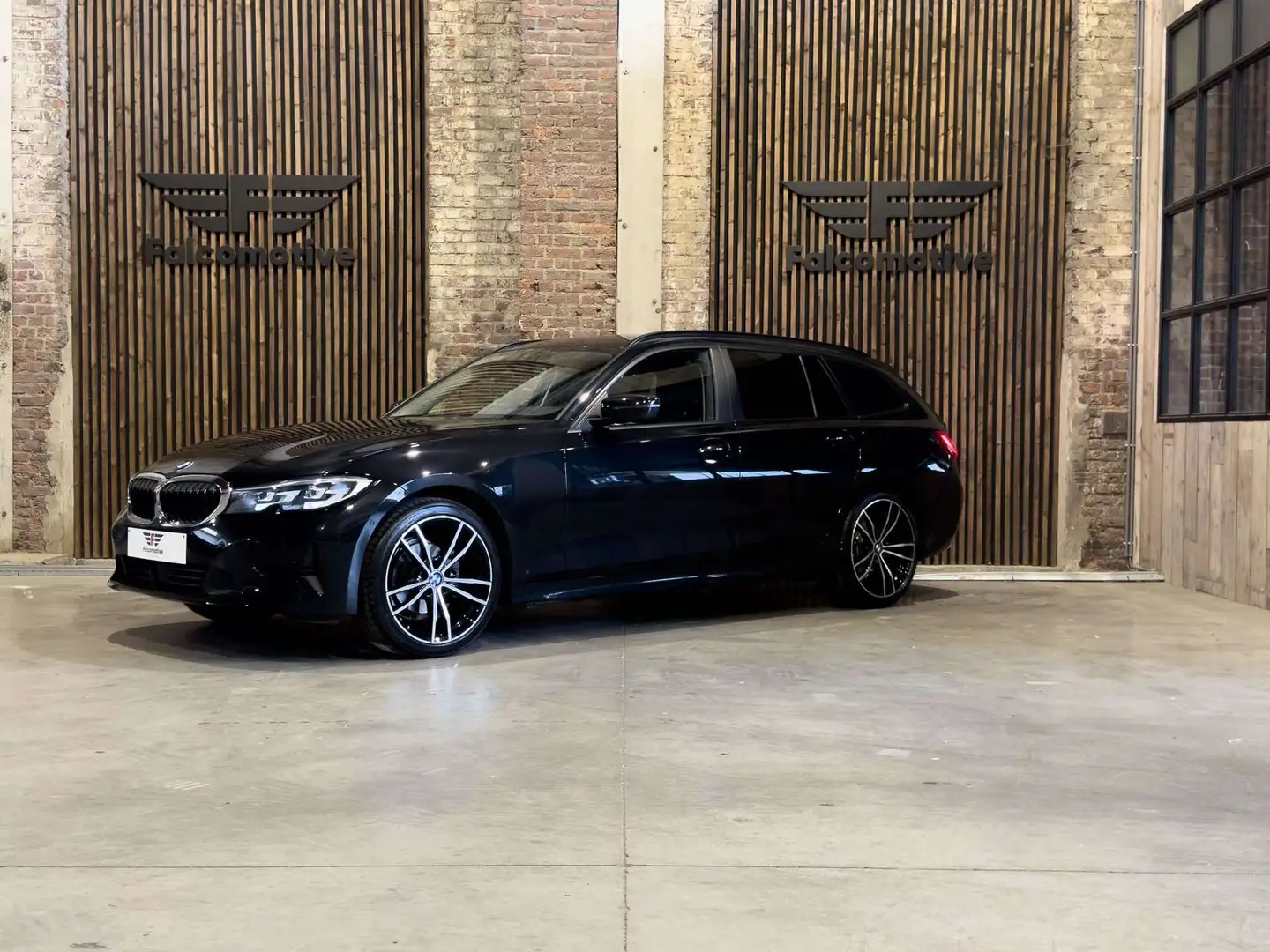 BMW 318 d*AUT*PANODAK*41.106 KM*ADAP. CRUISE*G21* Noir - 2