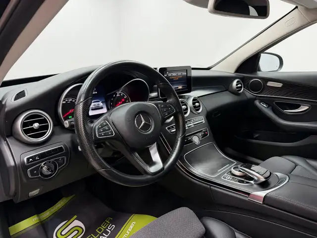 Mercedes-Benz C view 9
