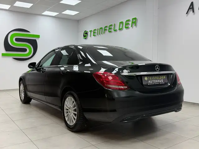 Mercedes-Benz C view 5