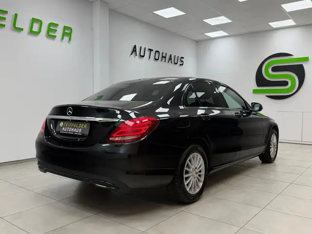 Mercedes-Benz C view 7