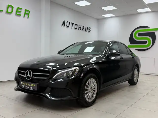 Mercedes-Benz C view 3