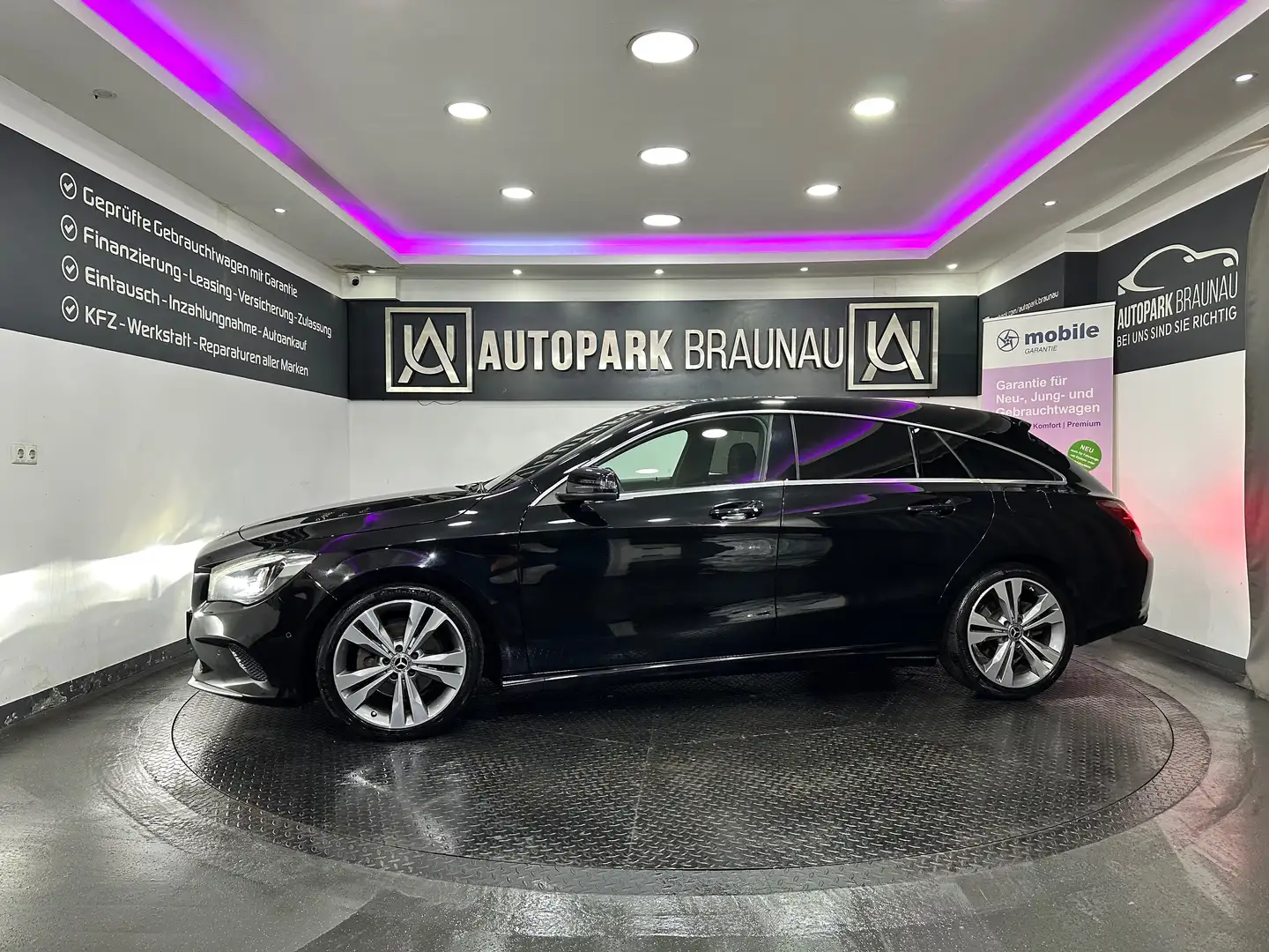 Mercedes-Benz CLA 180 d Shooting Brake *URBAN*LED* Schwarz - 2