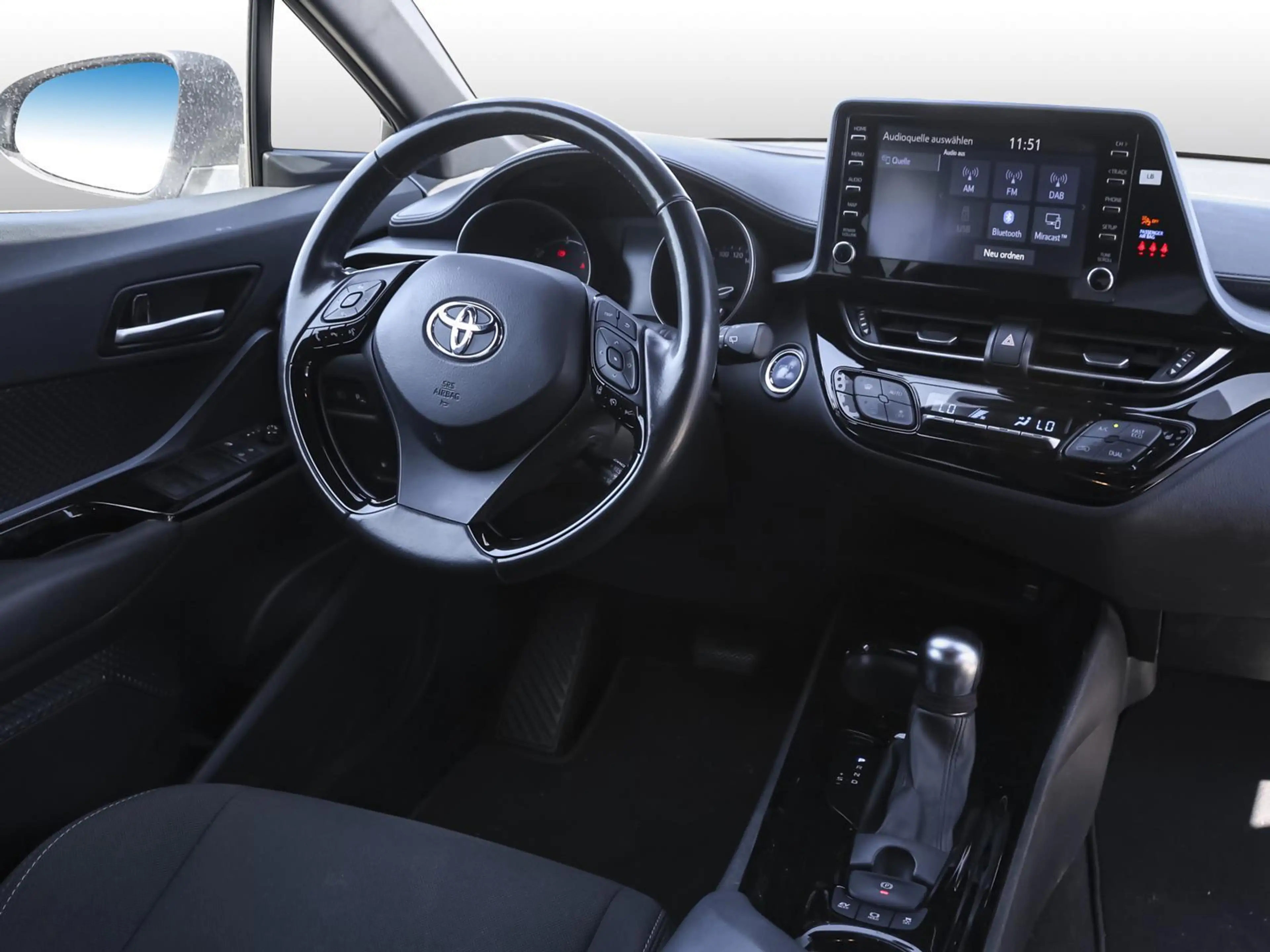 Toyota C-HR 2.0 Hybrid Team D SHZ PDC KLIMA LM — photo 5