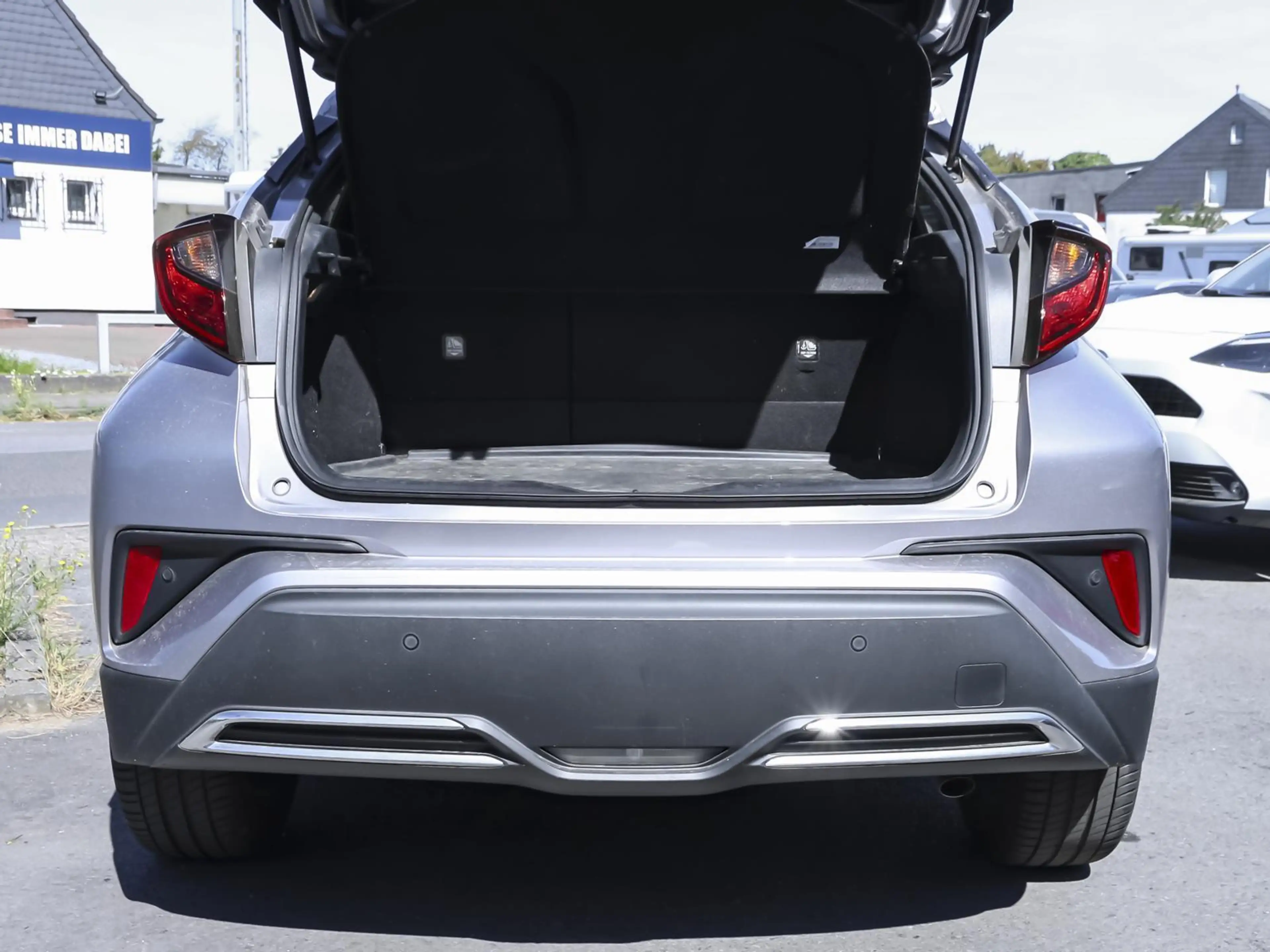Toyota C-HR 2.0 Hybrid Team D SHZ PDC KLIMA LM — photo 7