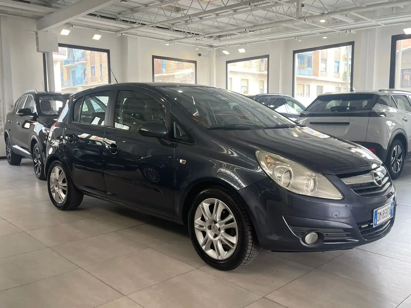 Opel Corsa Corsa 5p 1.2 Club Grigio - 1