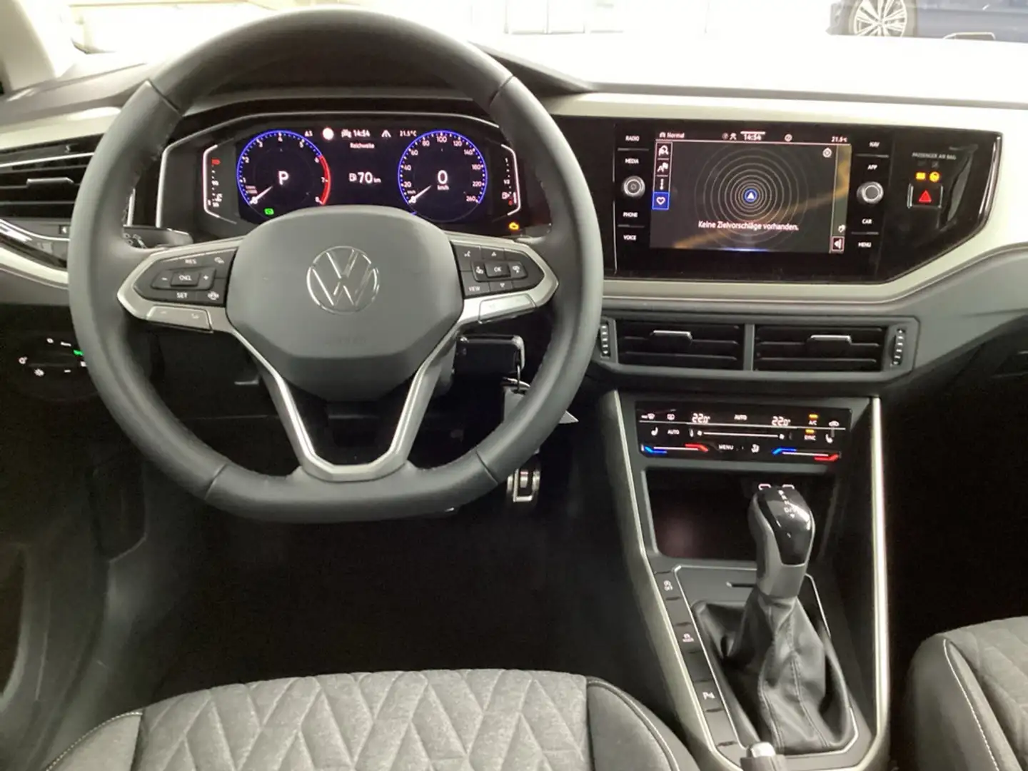 Volkswagen Polo 1.0 TSI Move DSG Negro - 2