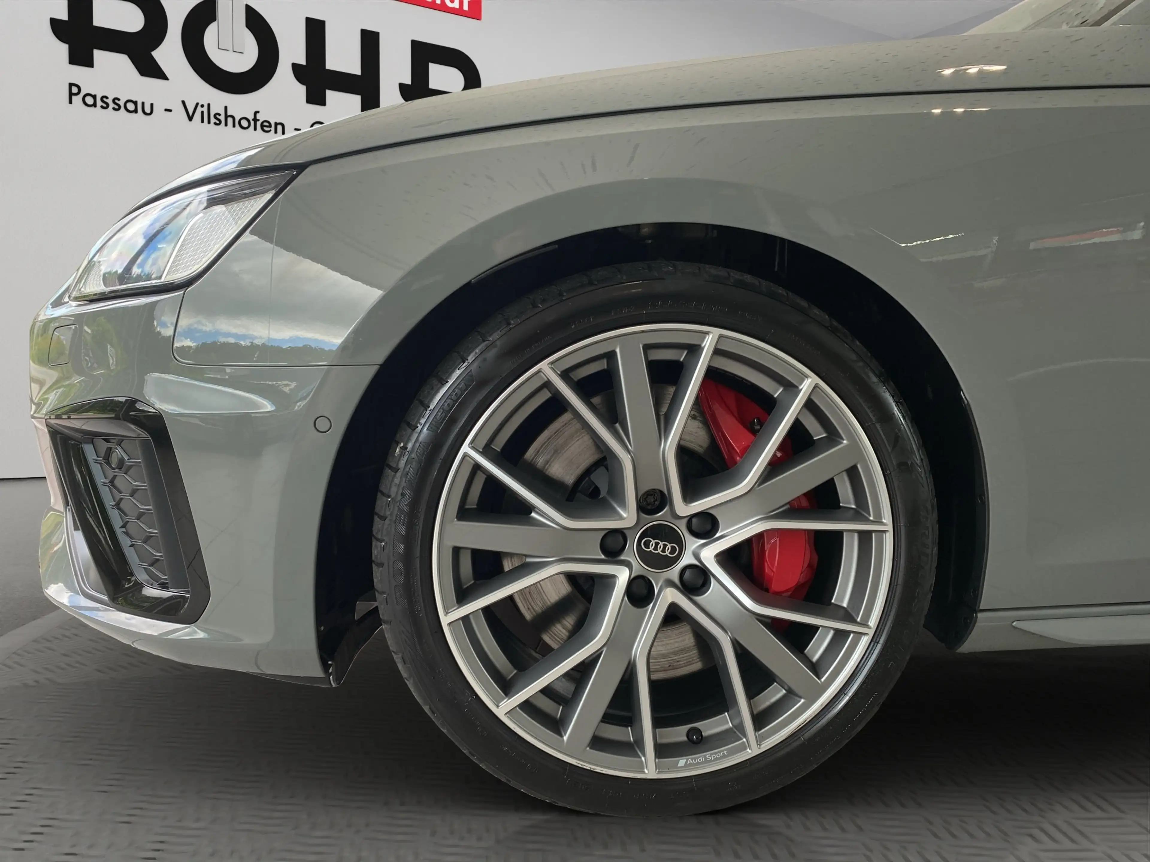 Audi S4 Avant (NAVI.SHZ.Matrix-LED.SH.PDC.Head-Up.DAB) 3.0 — photo 14