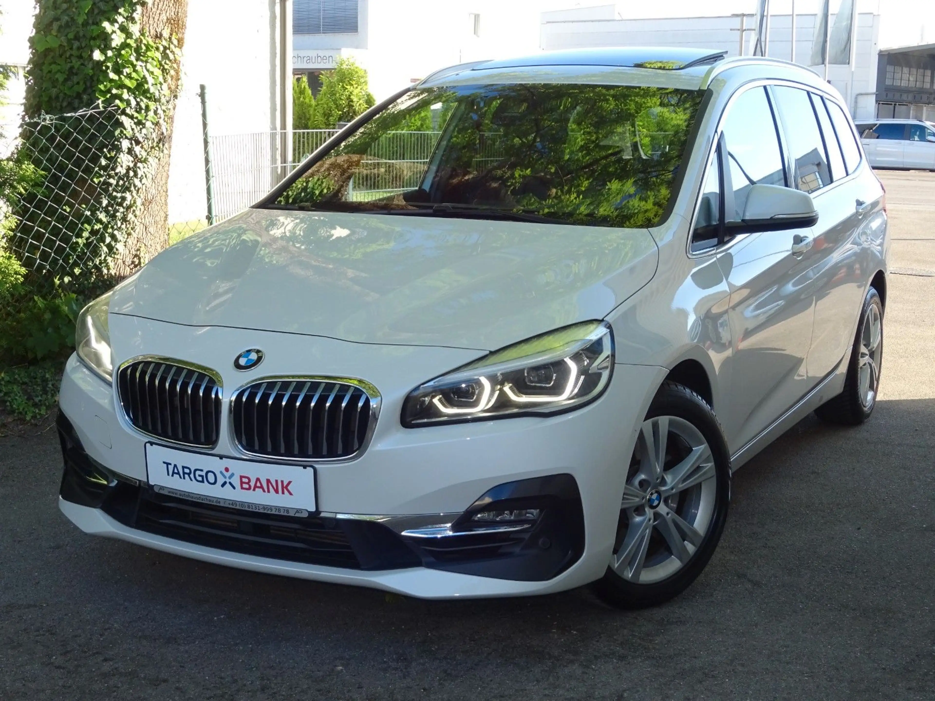 BMW 220 Aut Luxury Line Navi Leder Pano — photo 3