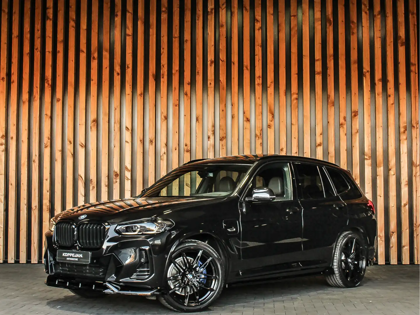 BMW X3 xDrive30e 292PK High Executive M-Sport | HEAD-UP | Zwart - 2