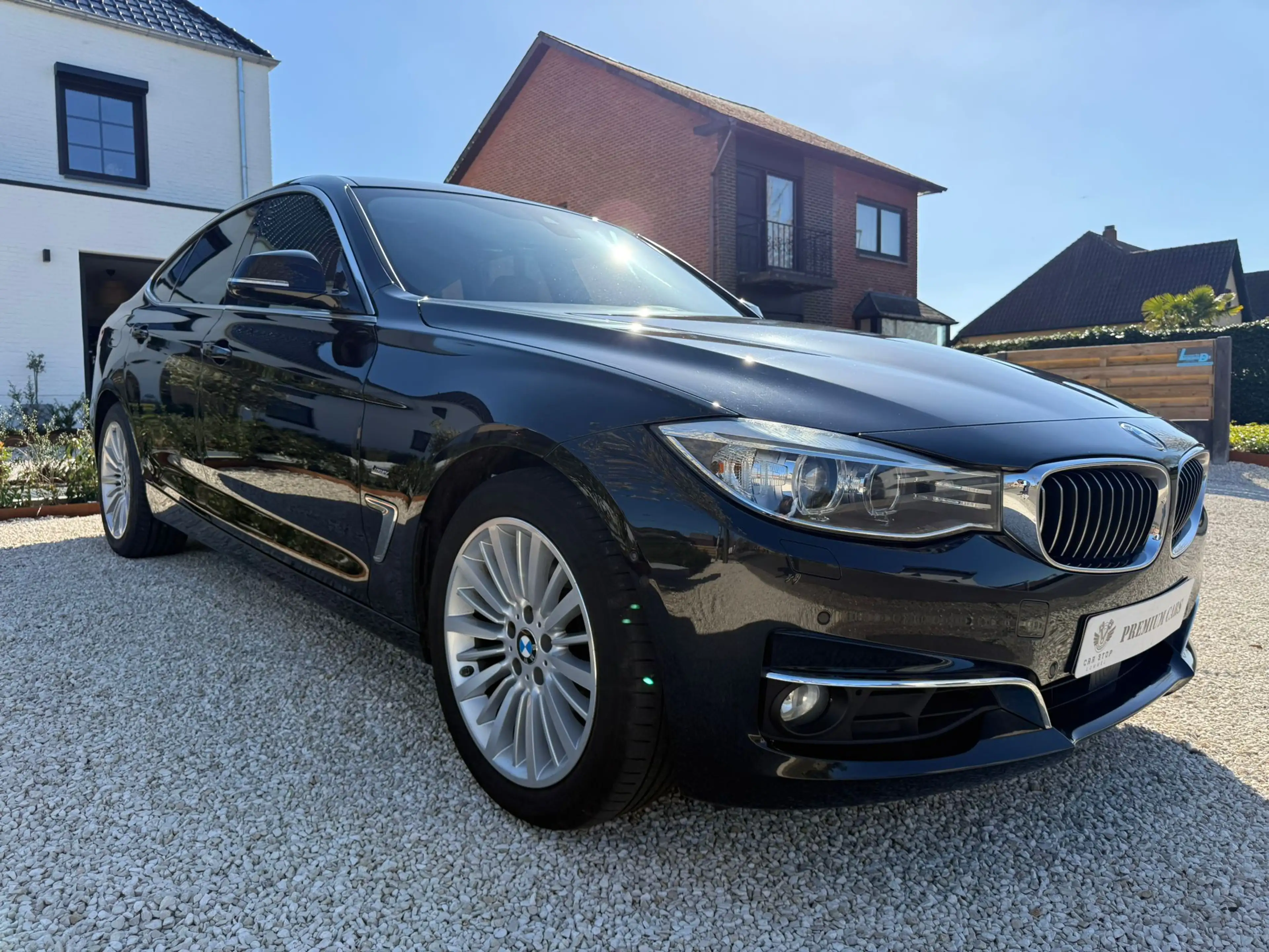 BMW 328 Touring 328i XDRIVE — photo 3