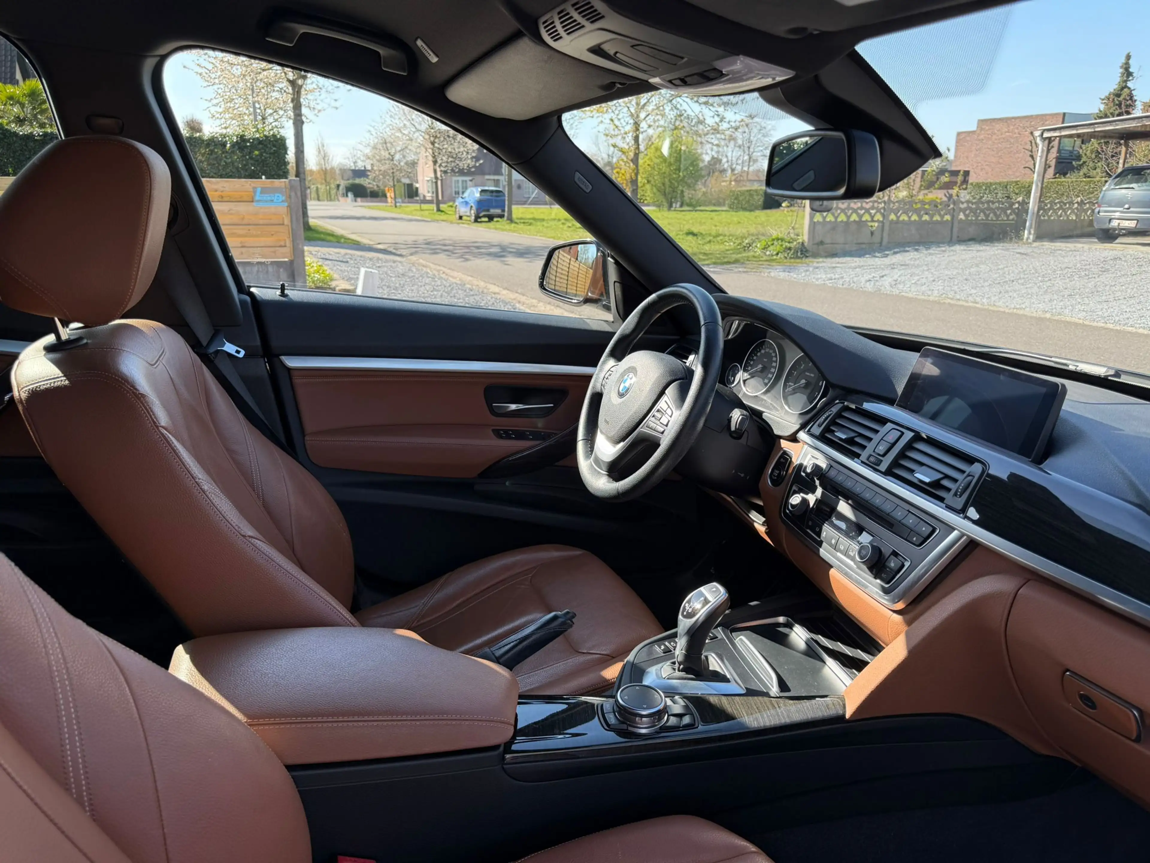 BMW 328 Touring 328i XDRIVE — photo 14
