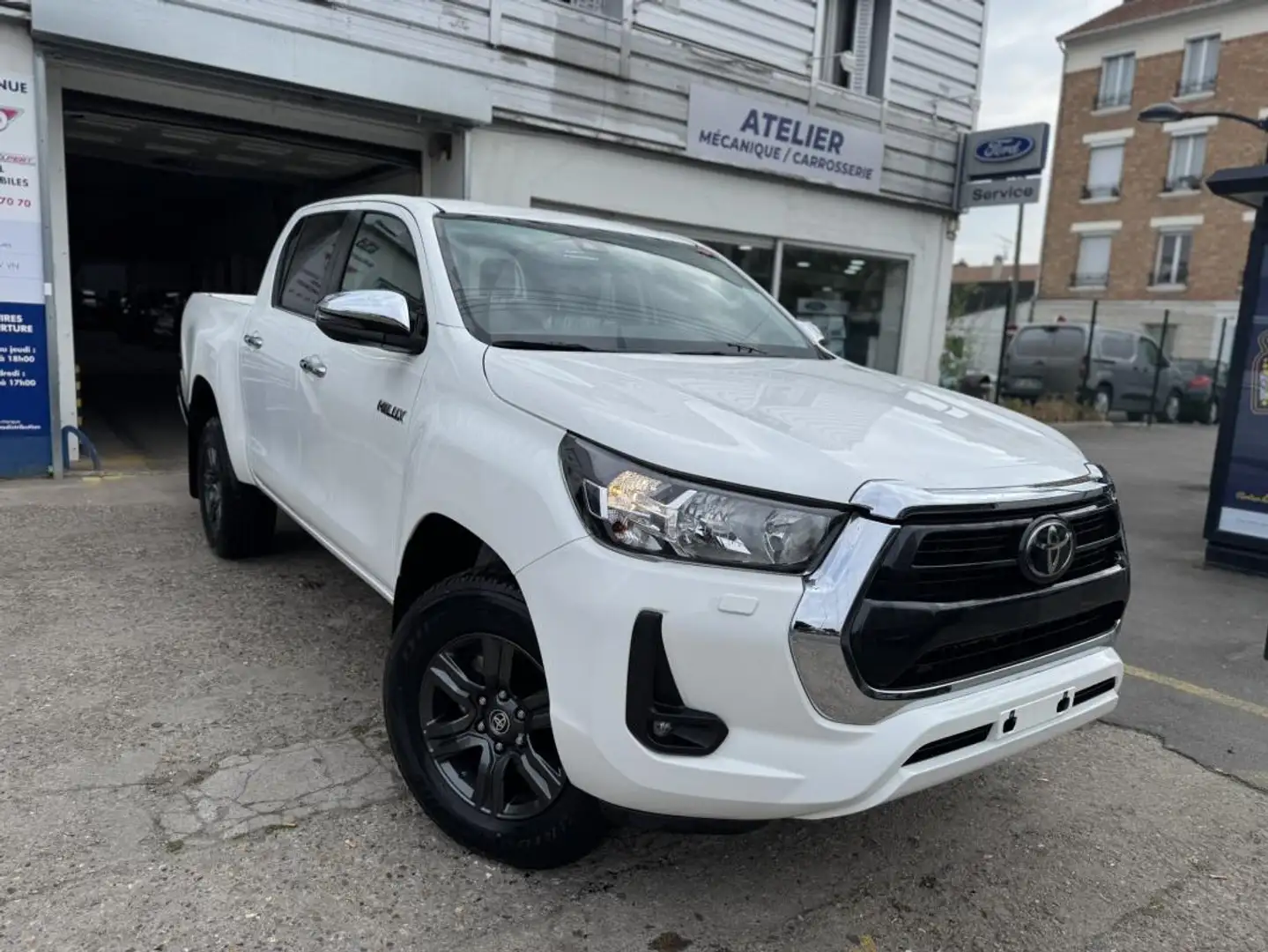 Toyota Hilux IV 4WD 2.4 D-4D 150 DOUBLE CABINE Blanc - 1