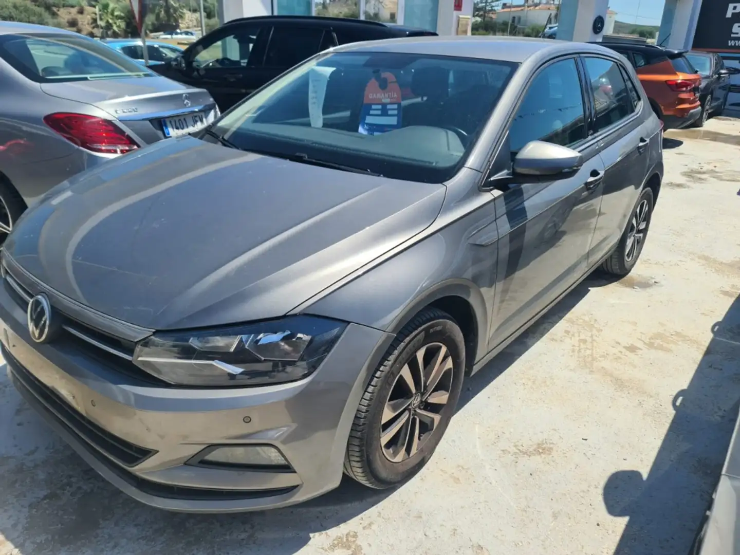 Volkswagen Polo 1.0 TSI United 70kW Grau - 2