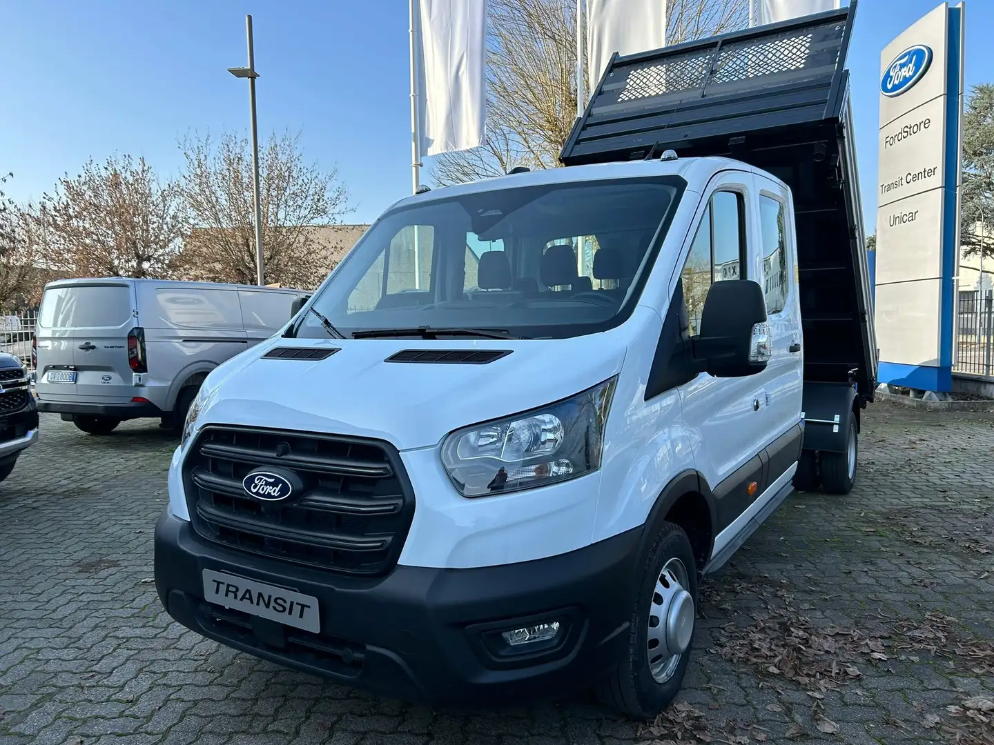 Ford Transit 2.0 DIESEL 130cv 7 POSTI AUTOCARRO - RIBALTABILE Bianco - 1