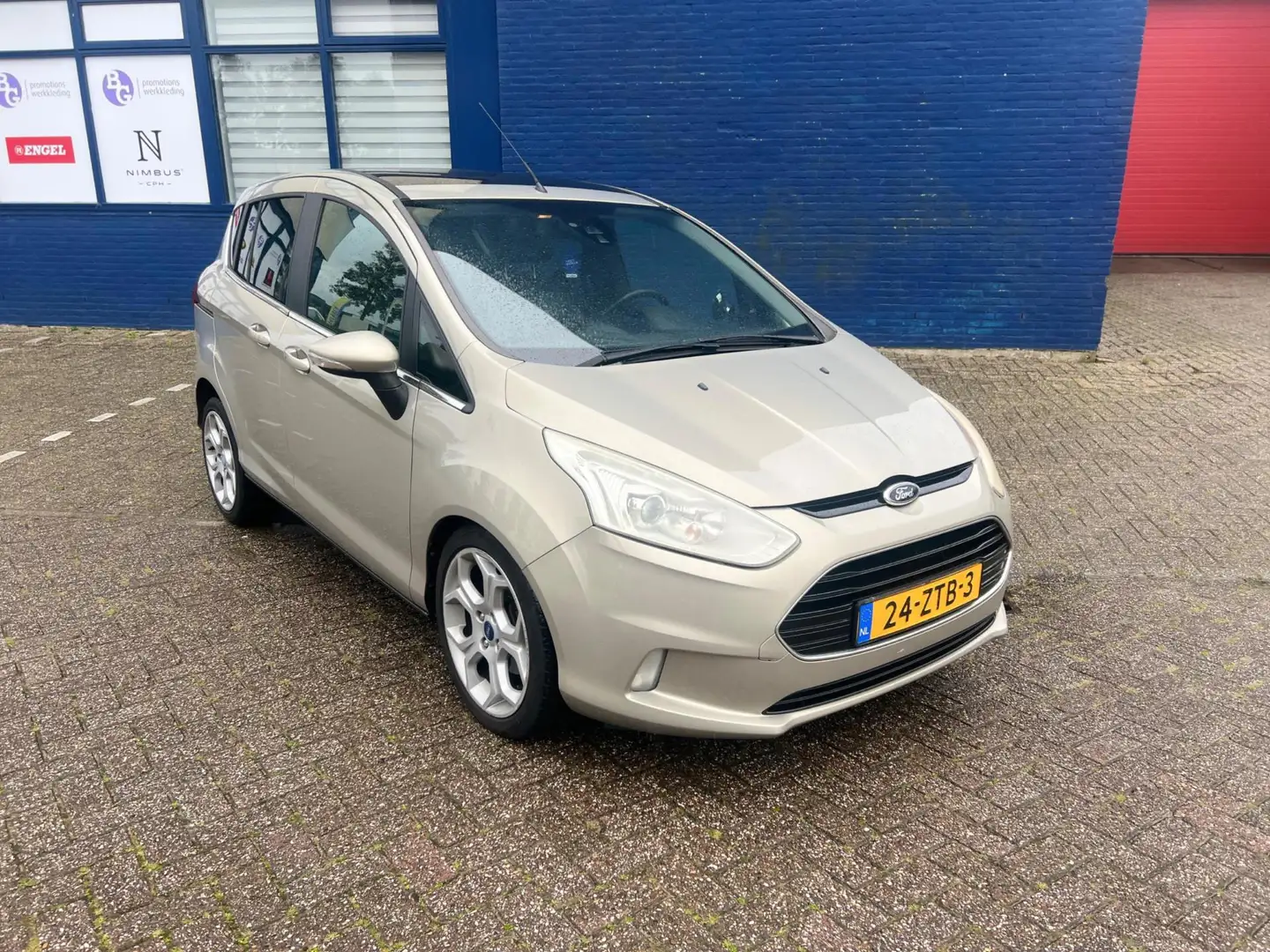 Ford B-Max 1.0 EcoBoost Titanium Grau - 2