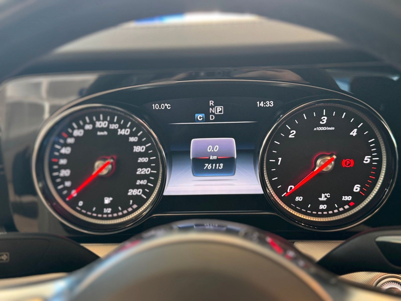 Mercedes-Benz E 220 d AMG Coupé LED Rü-Ka Pano Ambiente CarPlay — photo 17