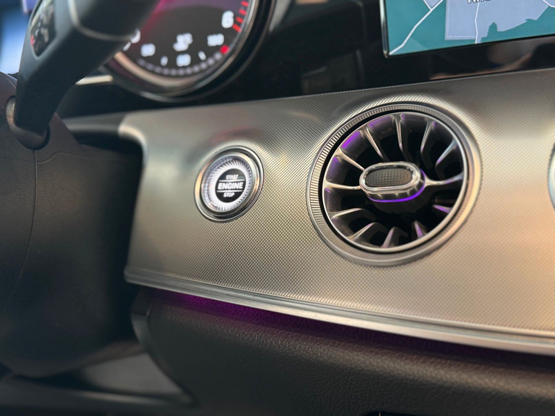 Mercedes-Benz E 220 d AMG Coupé LED Rü-Ka Pano Ambiente CarPlay — photo 20