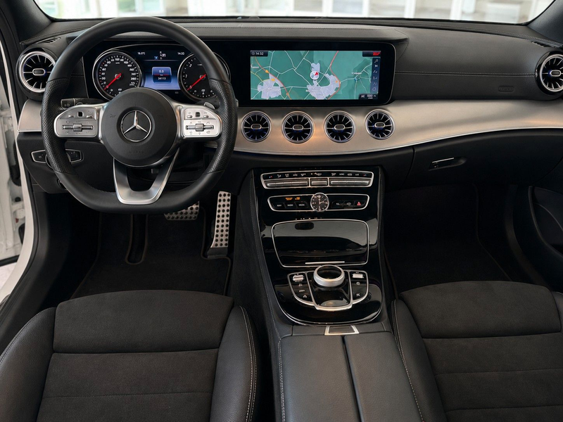 Mercedes-Benz E 220 d AMG Coupé LED Rü-Ka Pano Ambiente CarPlay — photo 10