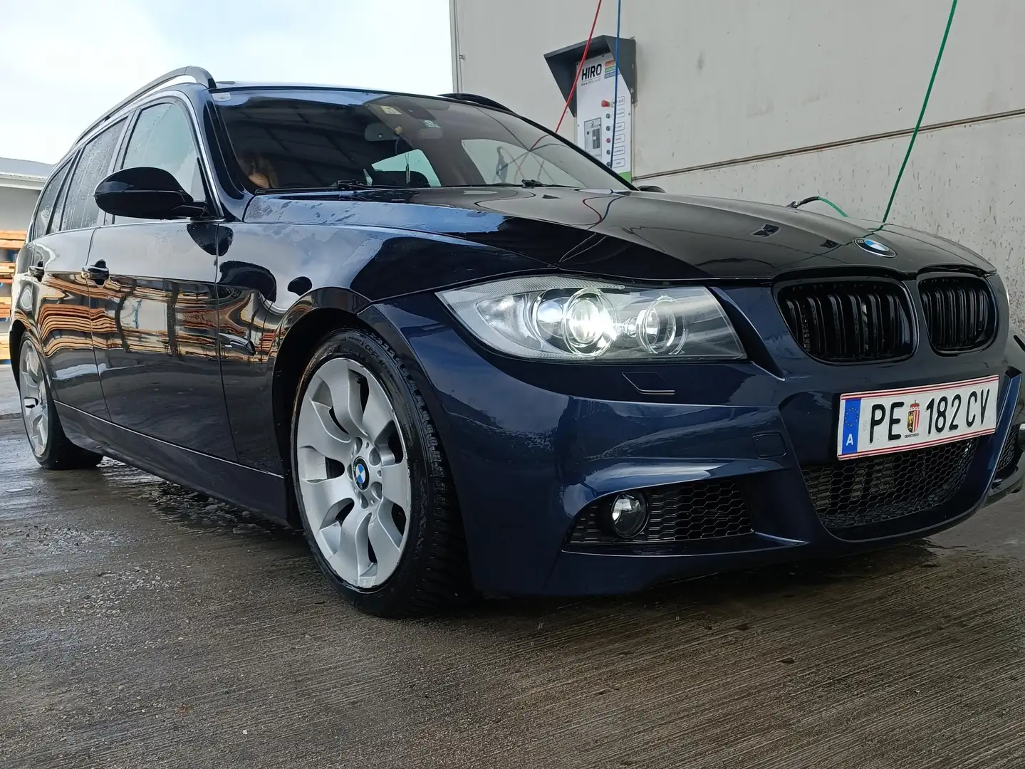 BMW 325 325d Touring Blau - 2