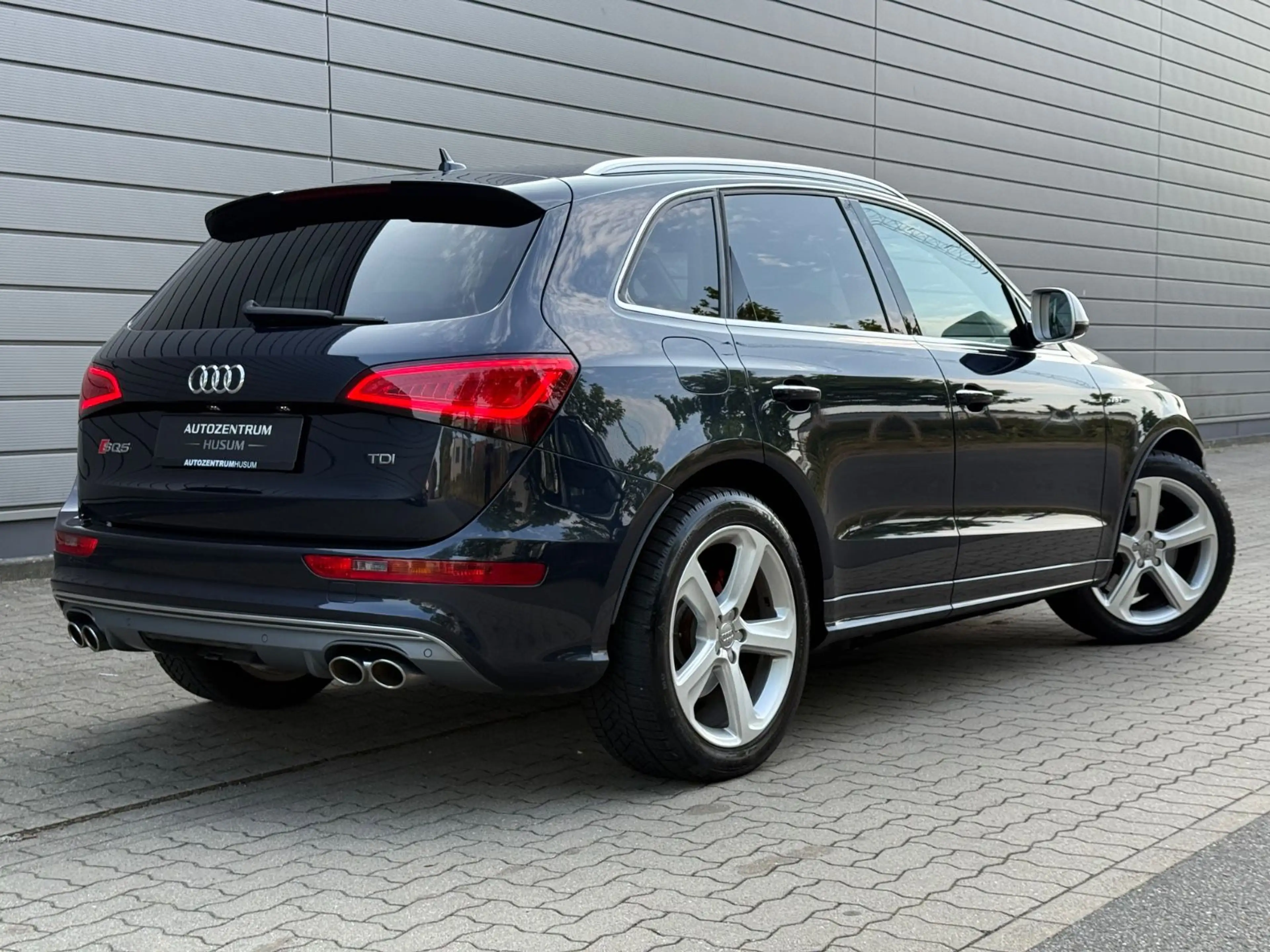 Audi SQ5 3.0 TDI plus quattro *HU/AU NEU*SHZ*TEMPO* — photo 9