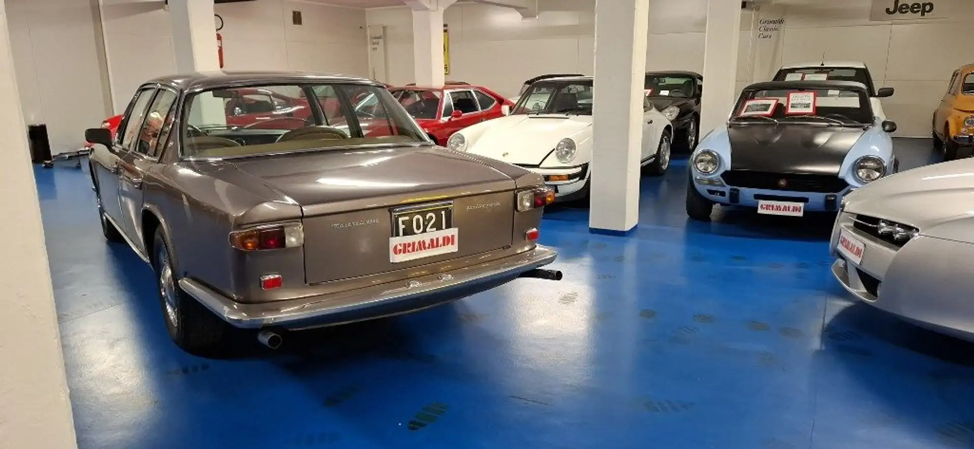 Maserati Quattroporte 4.136cc **TARGHE NERE**LIBRETTO A PAGINE Gris - 2