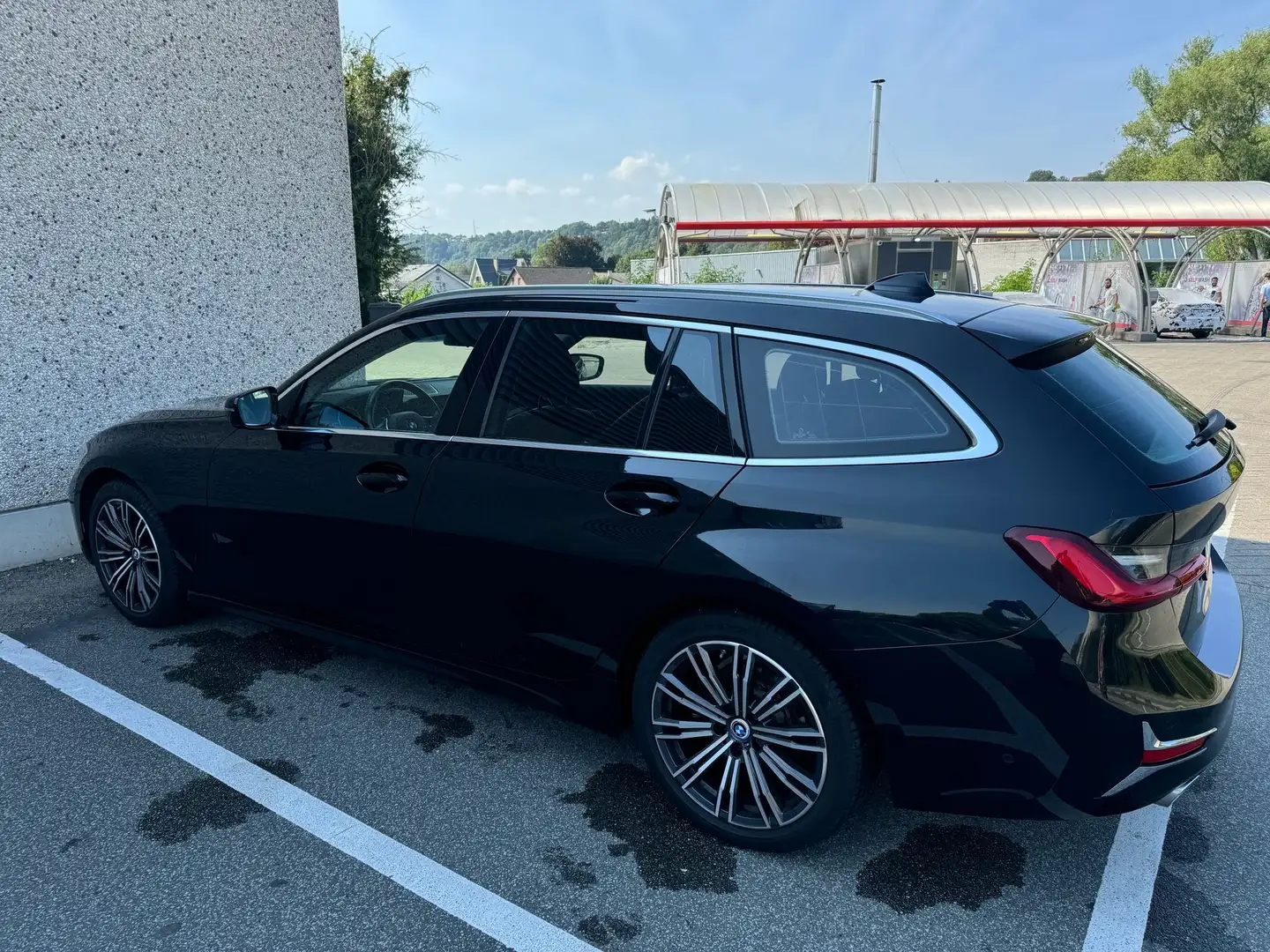 BMW 320 Touring dA Edition Luxury - 2