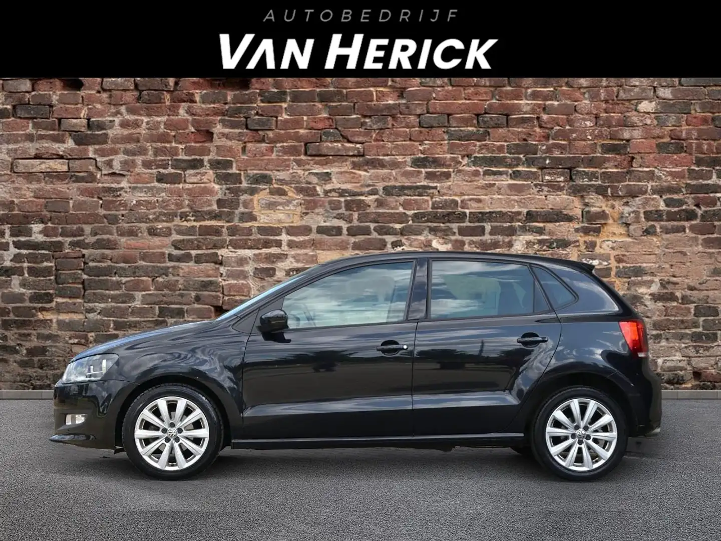 Volkswagen Polo 1.2 TSI Highline Automaat 5 deurs | LM Velgen | Cr Black - 2